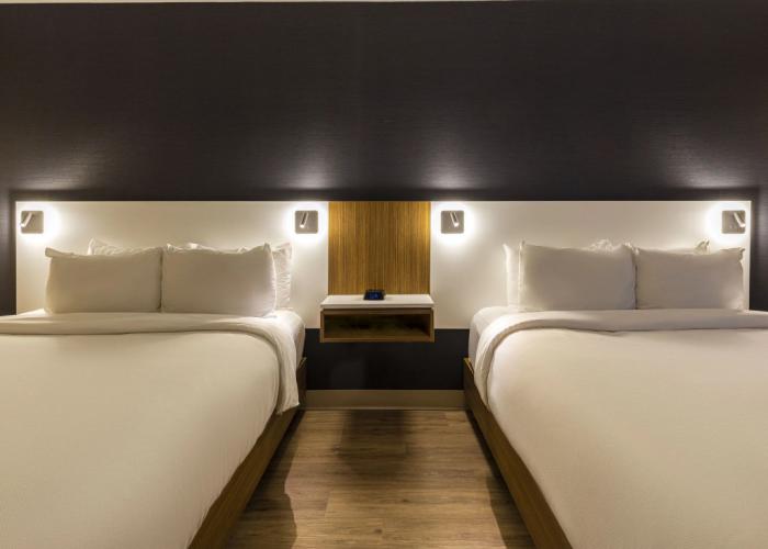 Comfort Inn Levis