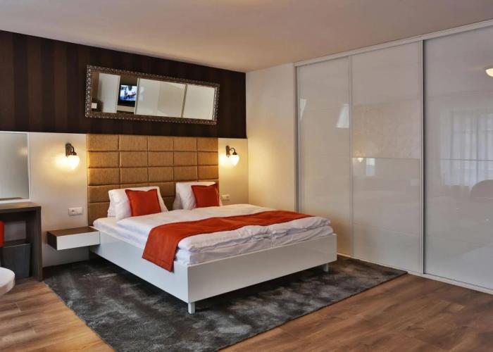 VIP Apartments