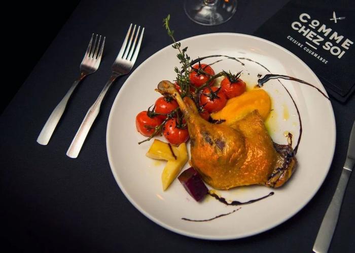 Comme Chez Soi Restaurant & Auberge