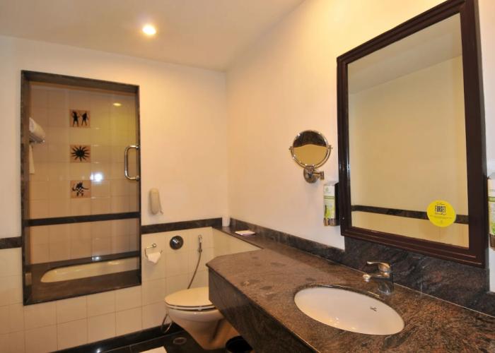 Lemon Tree Hotel, East Delhi Mall, Kaushambi