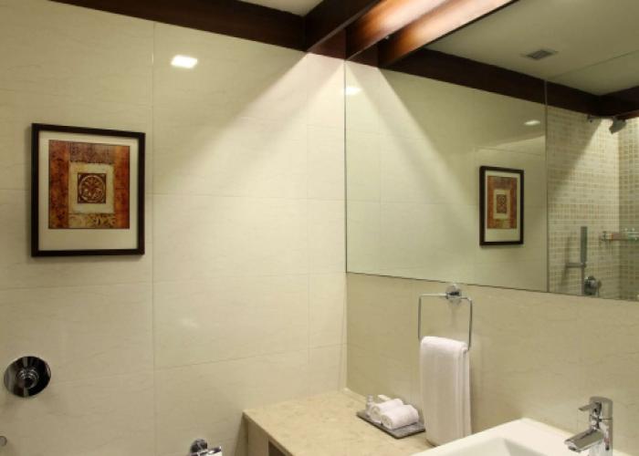 Mahagun Sarovar Portico Suites Ghaziabad