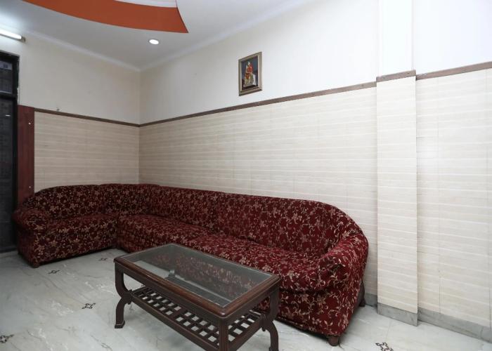 OYO 12671 Hotel Prithvi Palace