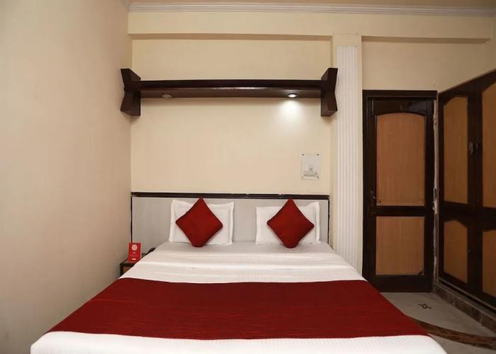 OYO 12671 Hotel Prithvi Palace
