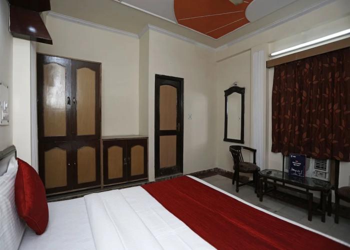 OYO 12671 Hotel Prithvi Palace