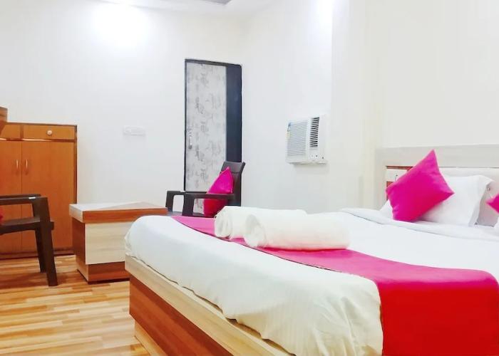 Hotel Keshav