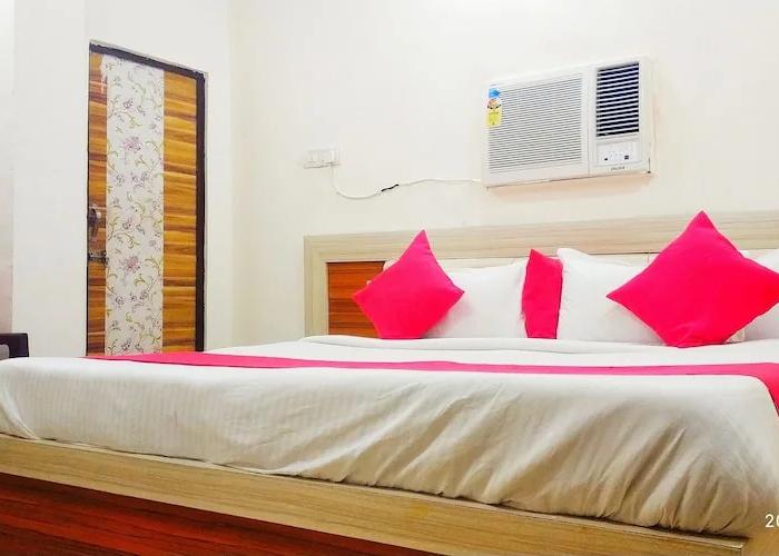 Hotel Keshav