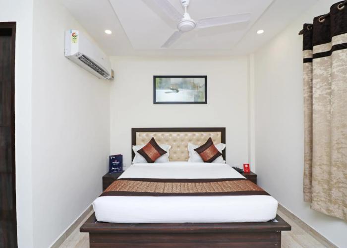 OYO 12764 Grand Inn