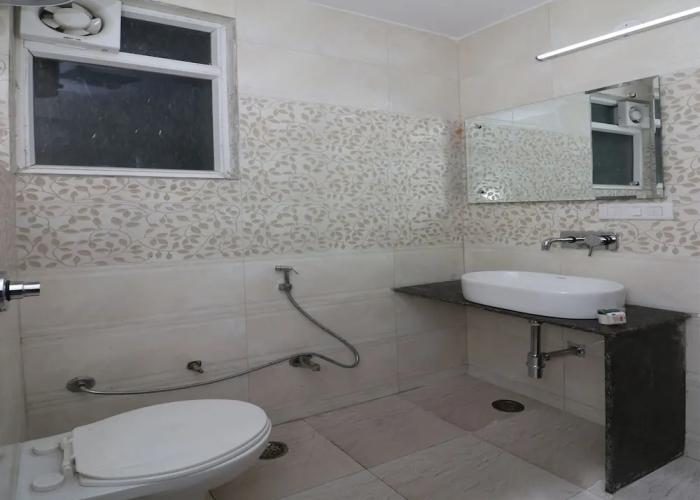 OYO 12764 Grand Inn