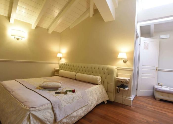 Suite Hotel Santa Chiara
