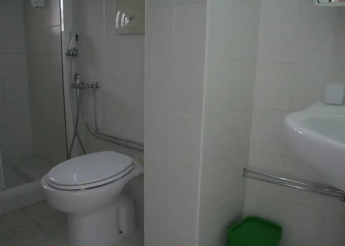 Urban Oasis Hostel