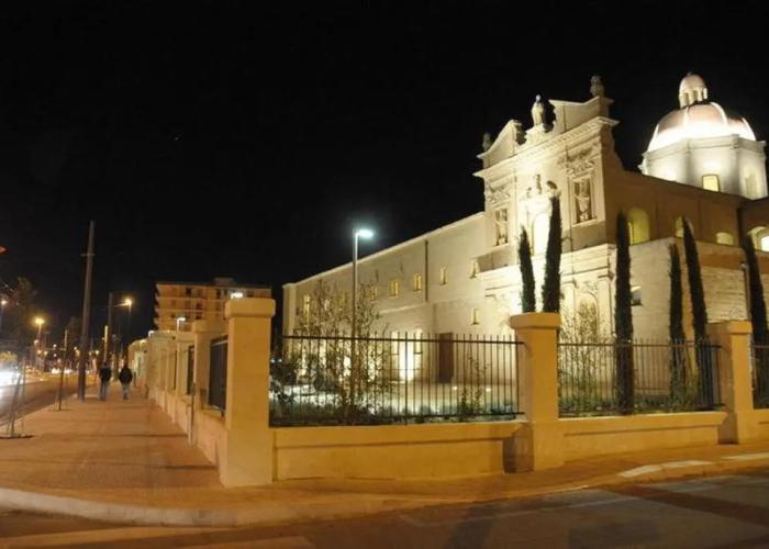 Della Torre Rooms