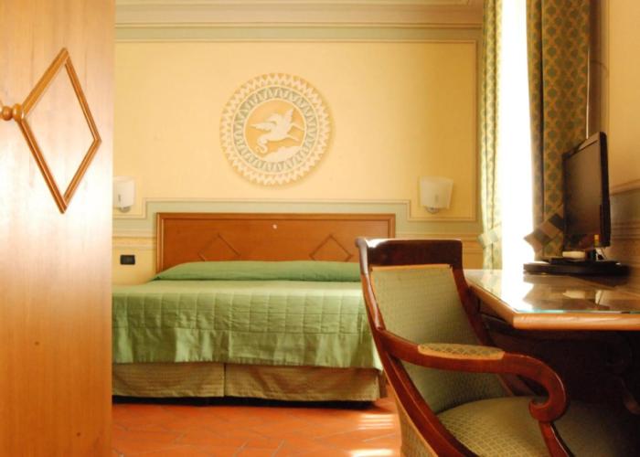 Hotel Diana