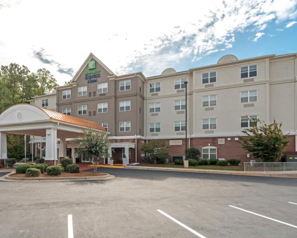 Holiday Inn Express & Suites Lagrange I-85 by IHG