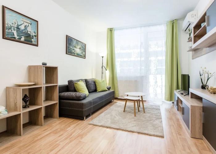 Corvin 4 Apartment