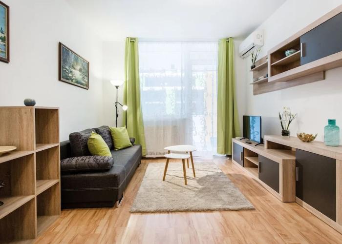 Corvin 4 Apartment