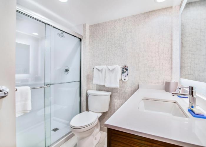 Holiday Inn Express & Suites Langley by IHG