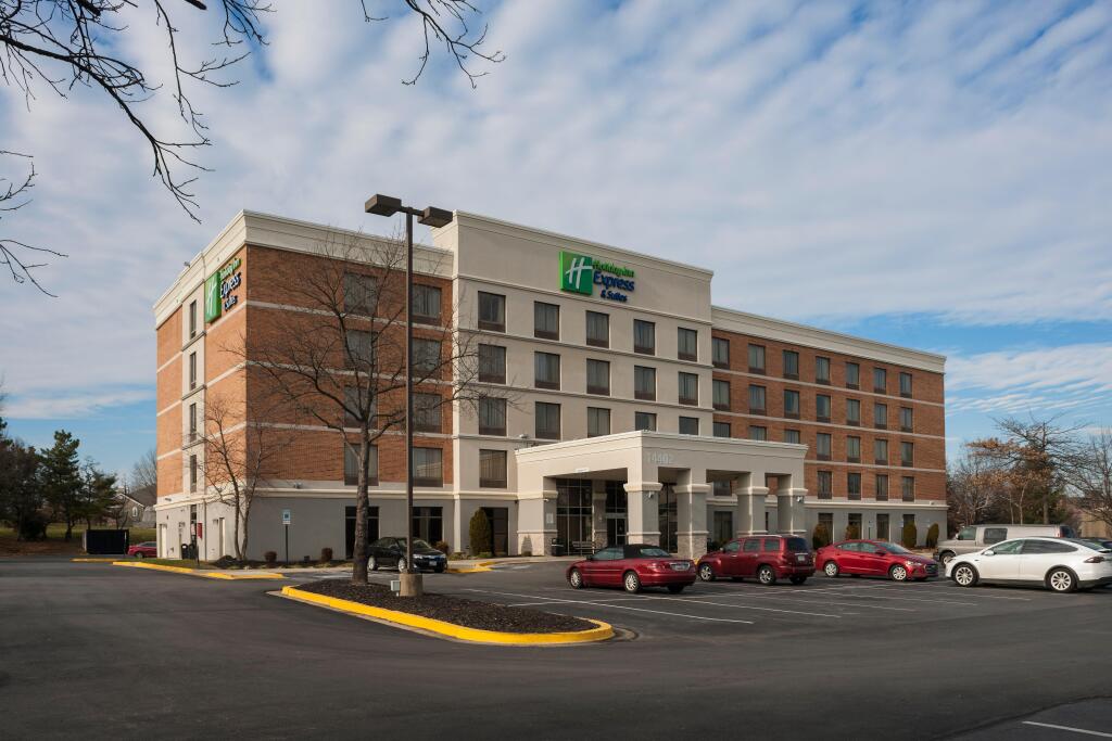 Holiday Inn Express Hotel and Suites Laurel by IHG