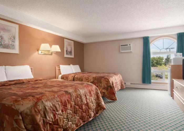 Travelodge by Wyndham Edmonton Airport
