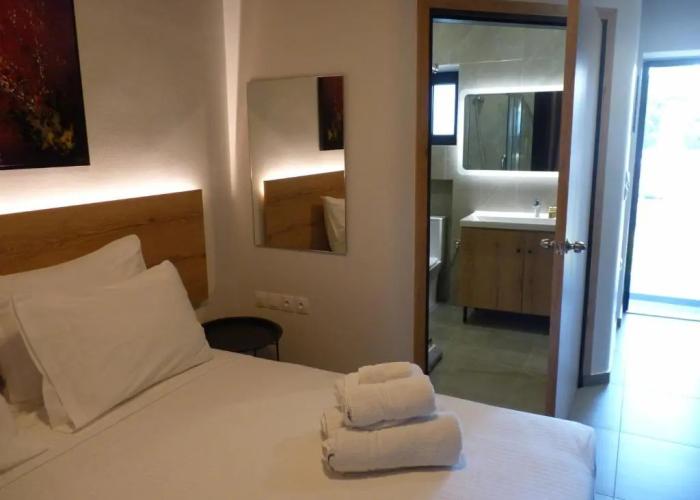 Comfort Suites and Rooms