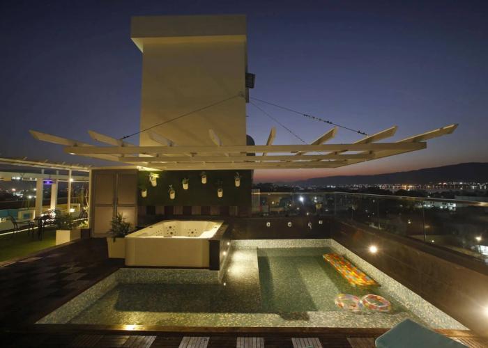 Hotel LN Courtyard