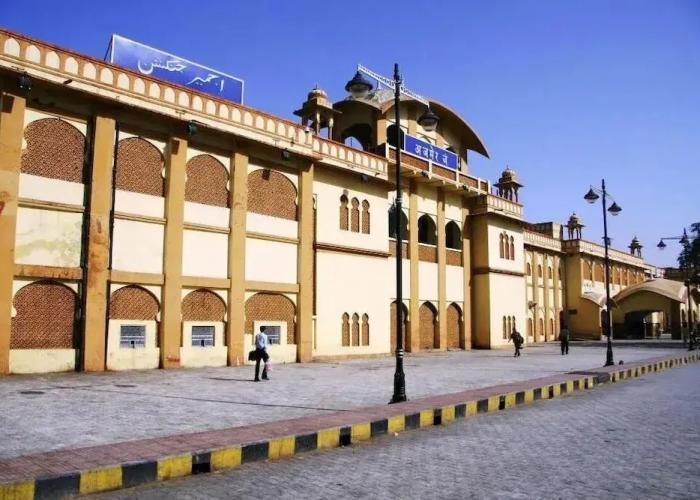 Hotel Samrat