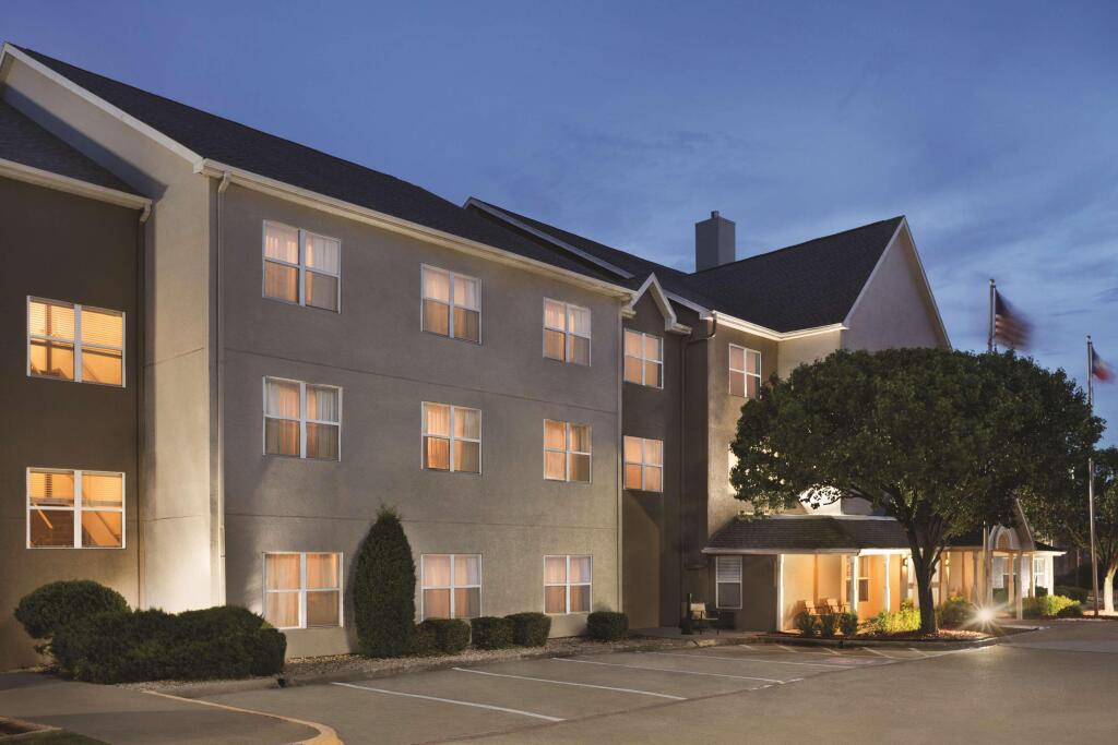 Country Inn & Suites by Radisson, Lewisville, TX