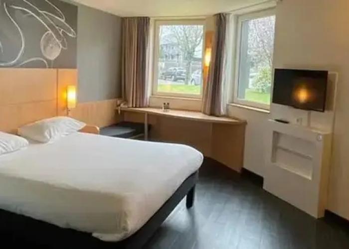 B&B HOTEL Laval Ouest