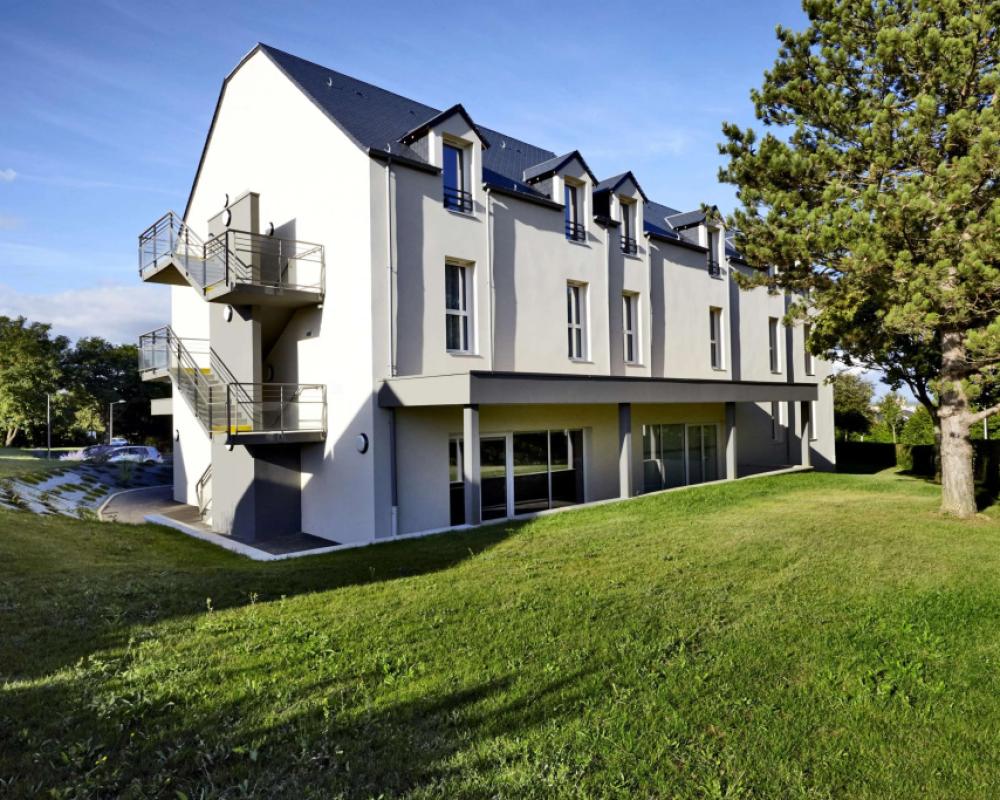 фото Kyriad Laval