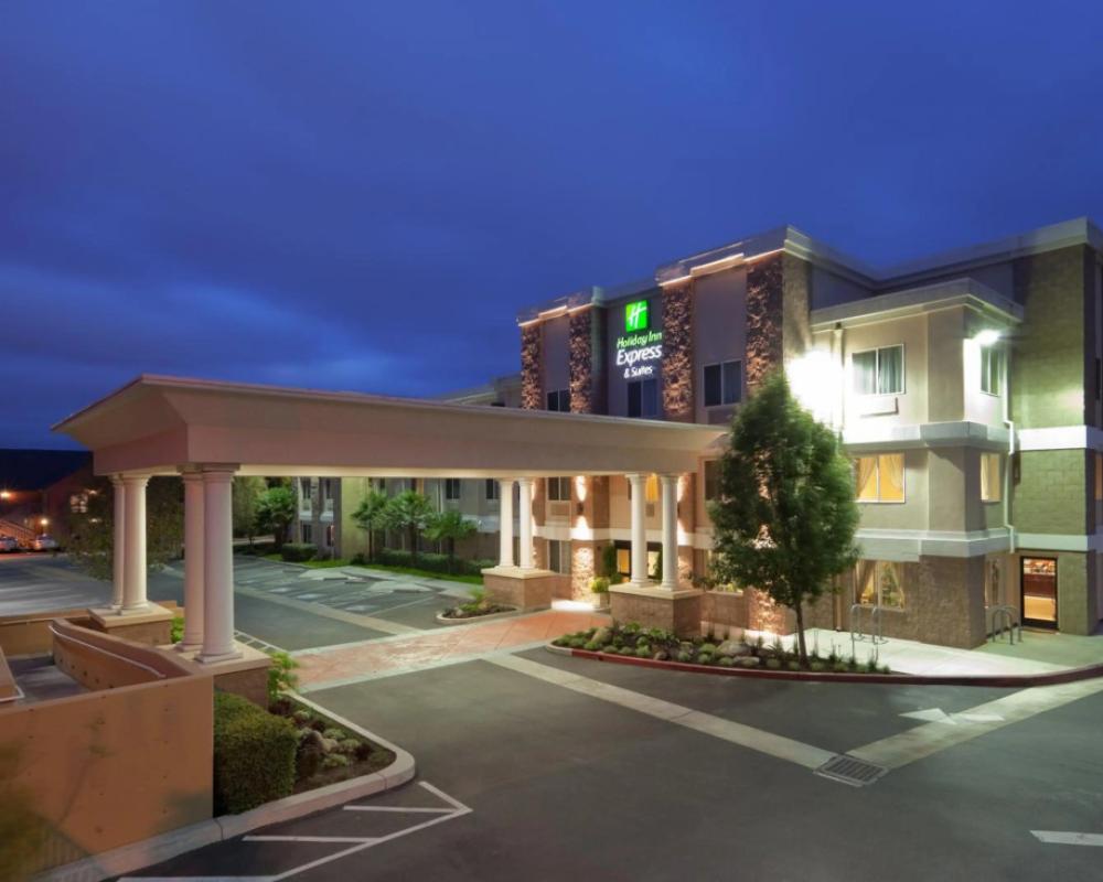 Holiday Inn Express Hotel & Suites Livermore by IHG