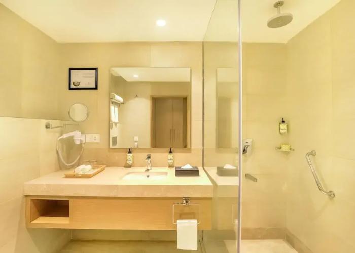 Lemon Tree Hotel Aligarh