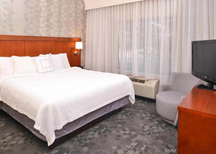 Courtyard by Marriott Pittsburgh Monroeville