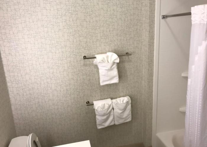 Holiday Inn Express & Suites Pittsburgh - Monroeville by IHG