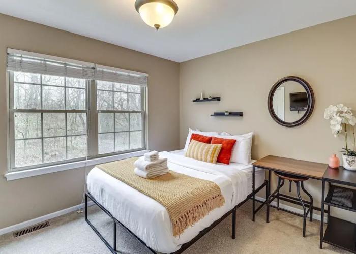 Family Getaway 16 Mi to Pittsburgh!