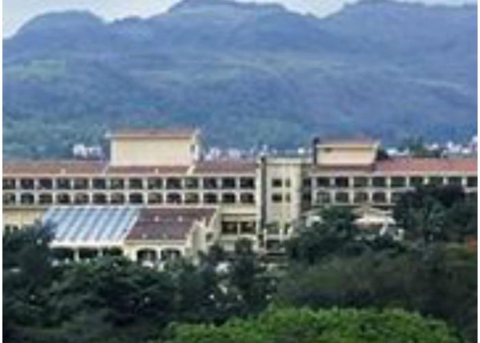 Fariyas Resort Lonavala