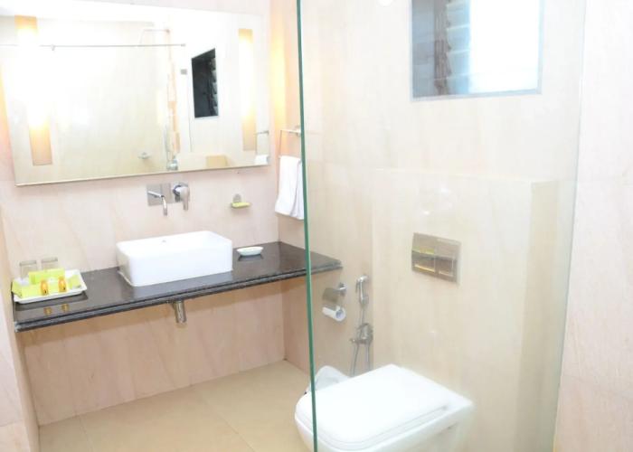 Upper Deck Resort - Stay and Relax at the Highest Peak Lonavala