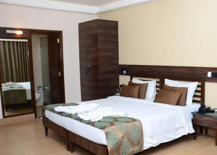 Upper Deck Resort - Stay and Relax at the Highest Peak Lonavala