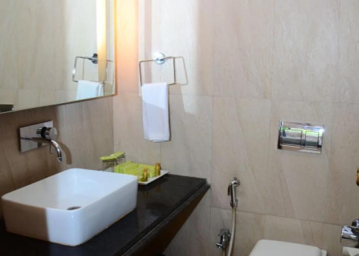 Upper Deck Resort - Stay and Relax at the Highest Peak Lonavala