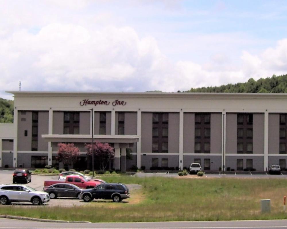 Hampton Inn Hillsville