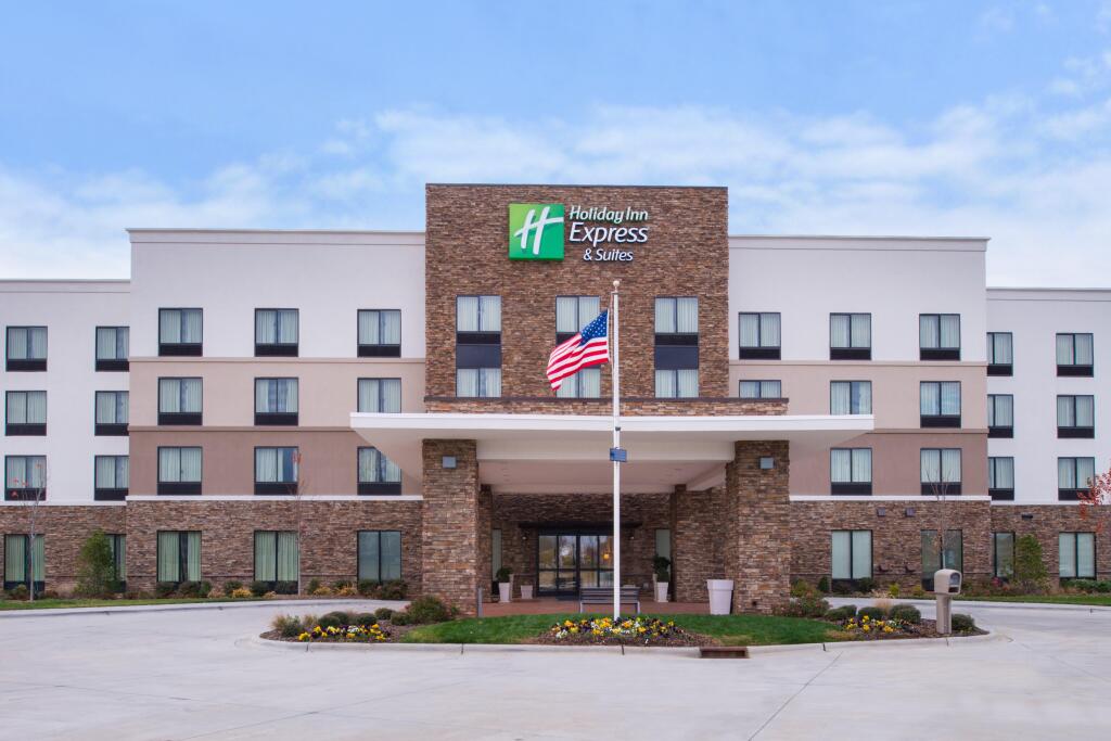 Holiday Inn Express Hotel & Suites Monroe by IHG