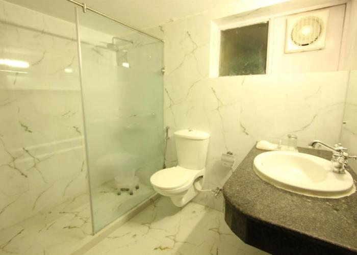 Golden Tulip Manali Hotel