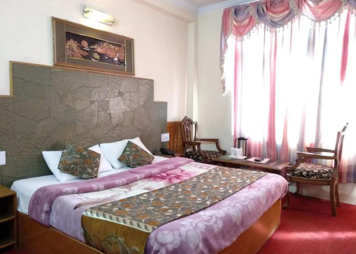 Chichoga Holiday Inn Manali