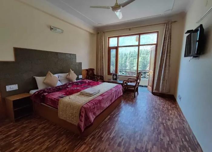 Chichoga Holiday Inn Manali