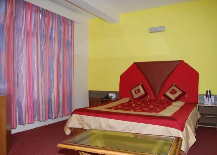 Chichoga Holiday Inn Manali