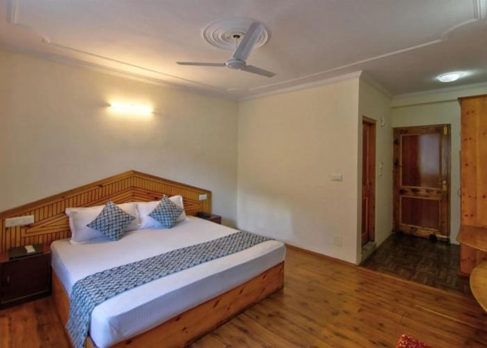 Hotel Mountain Face by Snow City Hotels