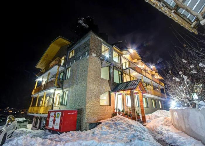 Hotel Mountain Face by Snow City Hotels