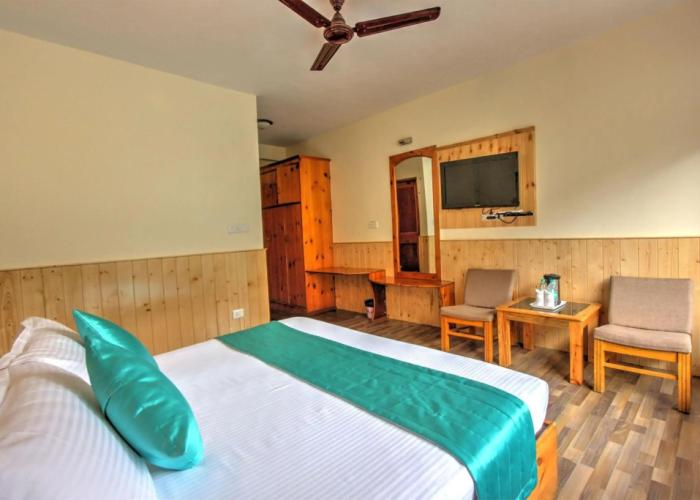 Hotel Mountain Face by Snow City Hotels