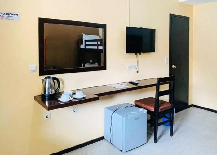 RedDoorz Carlton-Martin Hotel Masbate City