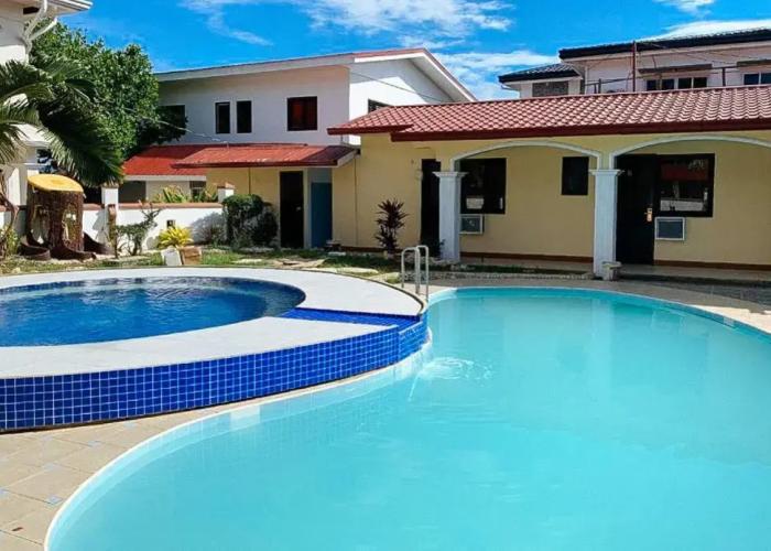 RedDoorz Carlton-Martin Hotel Masbate City