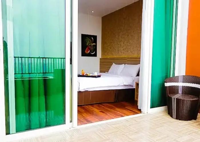 Maleo Town Square Hotel