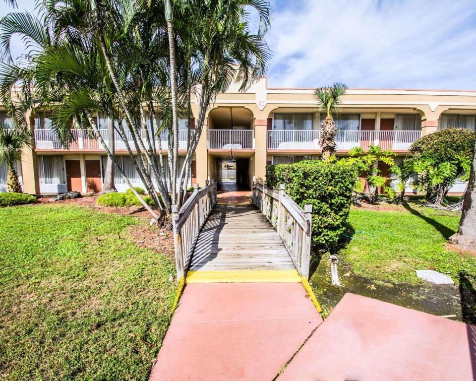 Island Hotel of the Space Coast